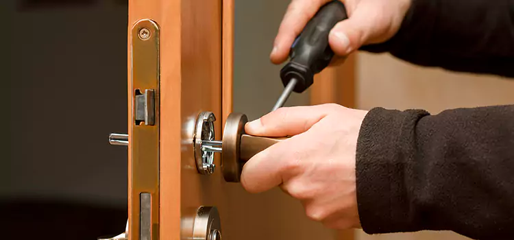 Semi Truck Locksmith Livonia